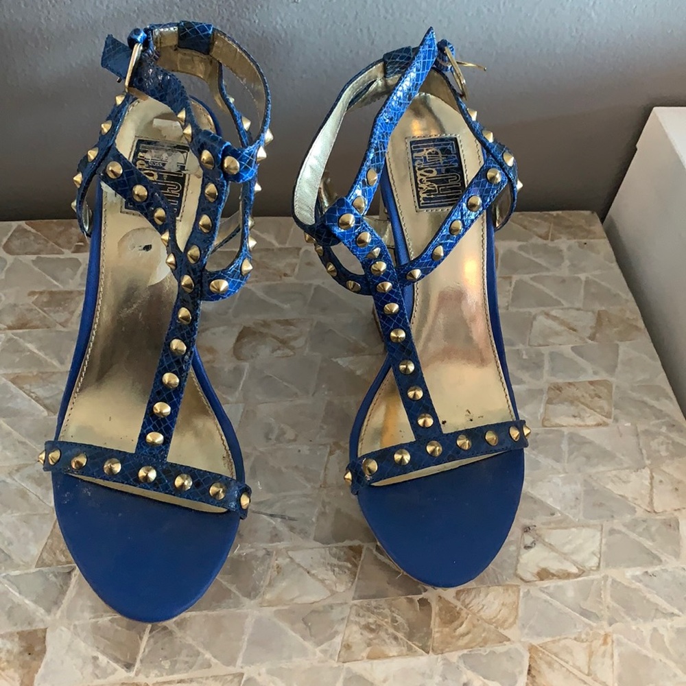 Wedge sandals